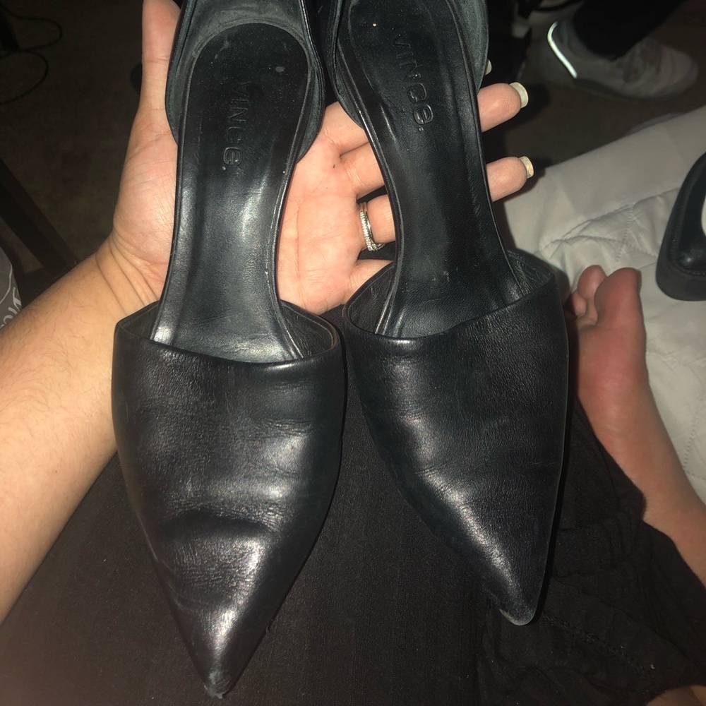 Vince Claire pump
